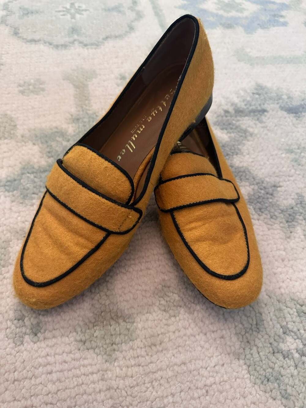 Bettye Muller 6.5 New York Mustard Yellow Wool Loafers with Black Piping